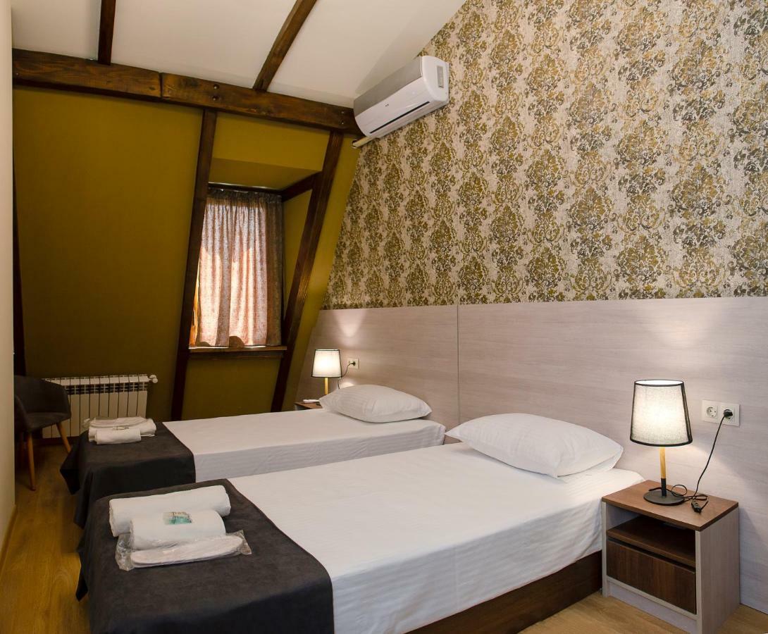 Home@97 On Aghmashenebeli Avenue Tbilisi Eksteriør bilde